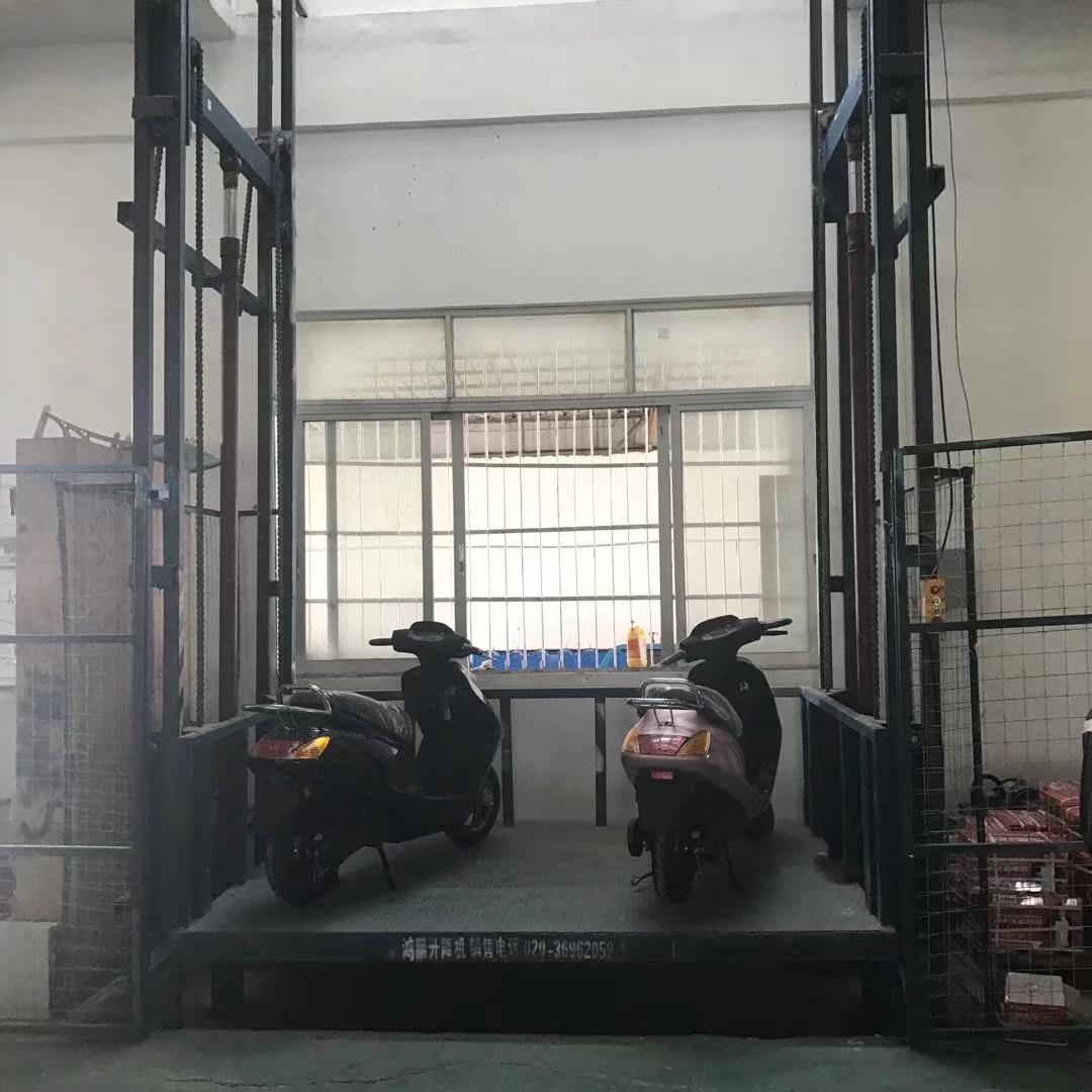 thang nâng xe máy tại Hưng Yên
